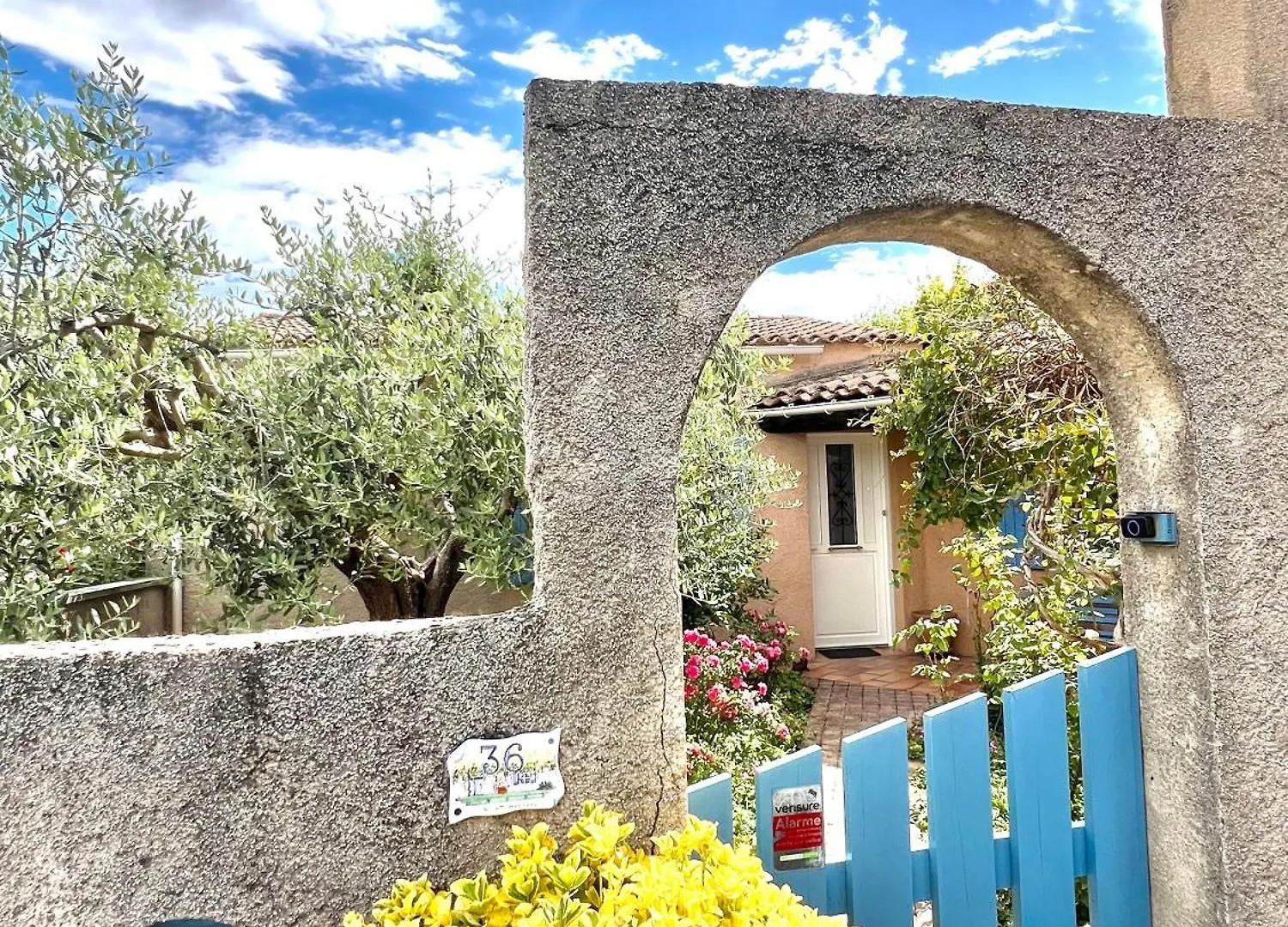 Maison Provencale Avec Jacuzzi L'Isle-sur-la-Sorgue 0*,