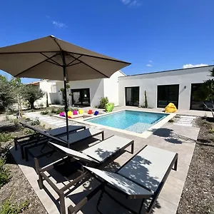 Villa De Provence - Maison Avec Piscine Chauffee 